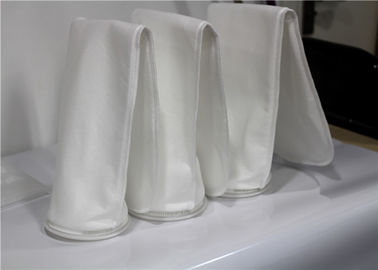 China Large Nylon Liquid Filter Bag , 150 Micron Filter Bag Small Particle Capture Smooth Surface supplier